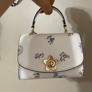 Coach Micro Tilly Dandelion